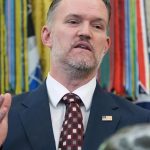 rokovania zlyhali trumpove 50percentne cla na kanadsky dovoz vstupuju do platnosti kanada odpovie rovnakym sposobom