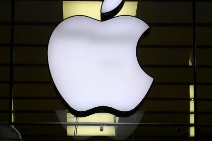 spolocnost Apple zavadza zmeny v obchode App Store pod tlakom EU